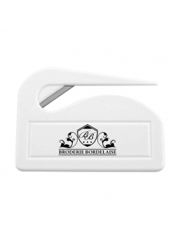 Ouvre lettre blanc...