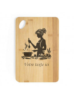 Planche à Découper Bambou 30x20 cm – Personnalisable avec  motif femme qui cuisine