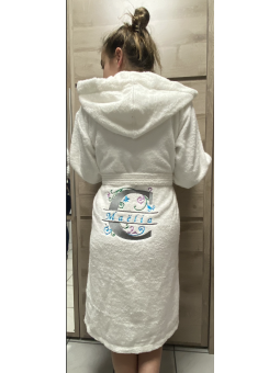 peignoir brodé personnalisé avec prénom et motif