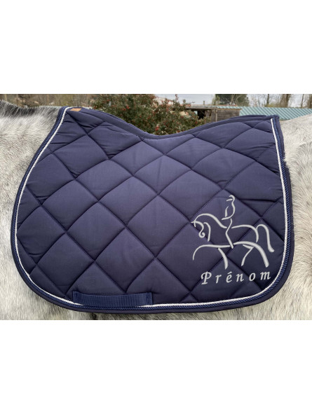 tapis de selle bleu marine cheval de dressage personnalisable avec prénom brodé