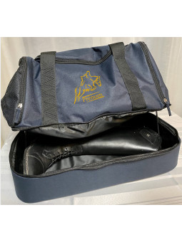 sac d'équitation personnalisé avec cheval et prénom brodé. rangement séparé pour les bottes